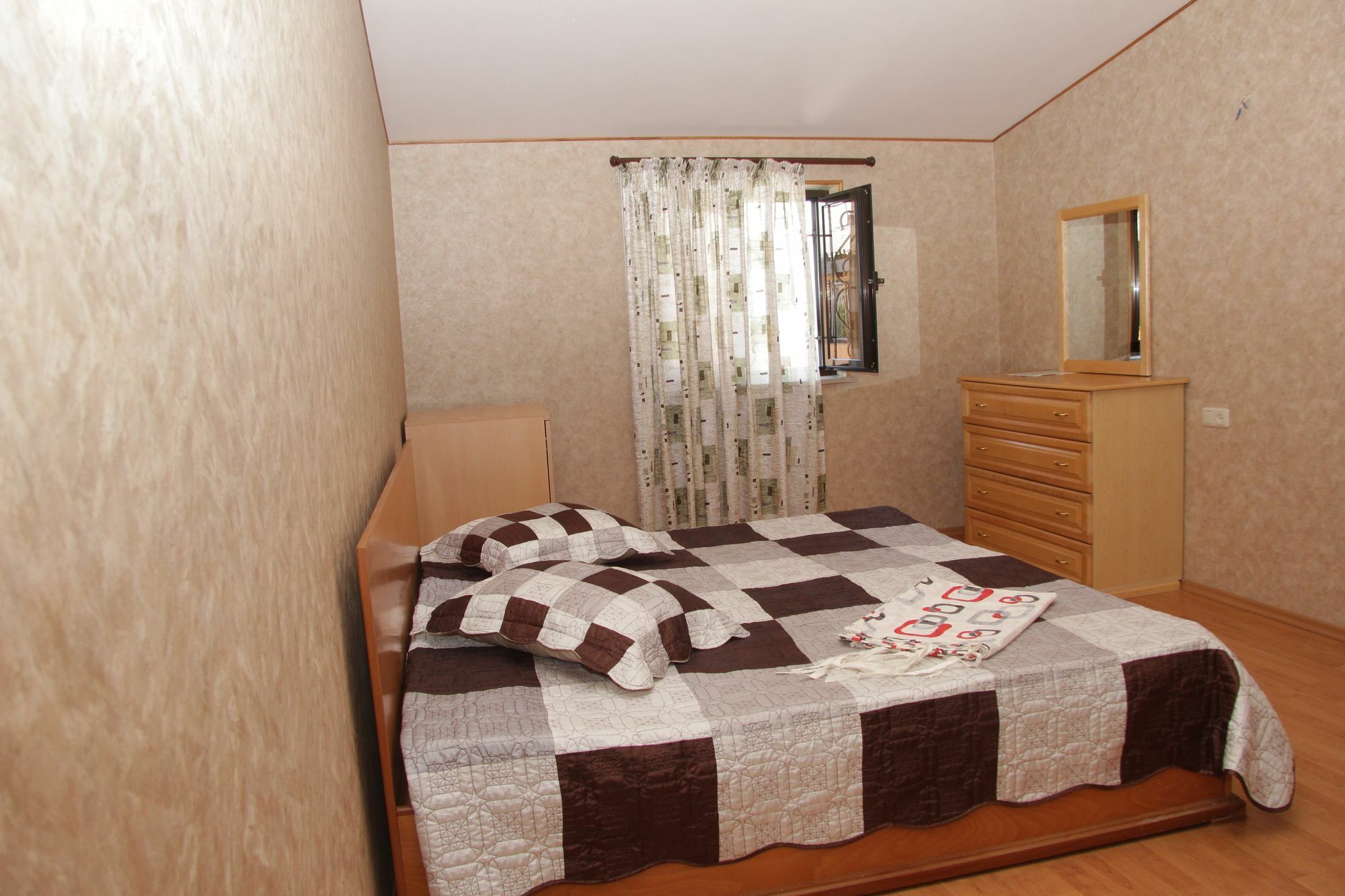 Rafael Hostel Yerevan Bagian luar foto